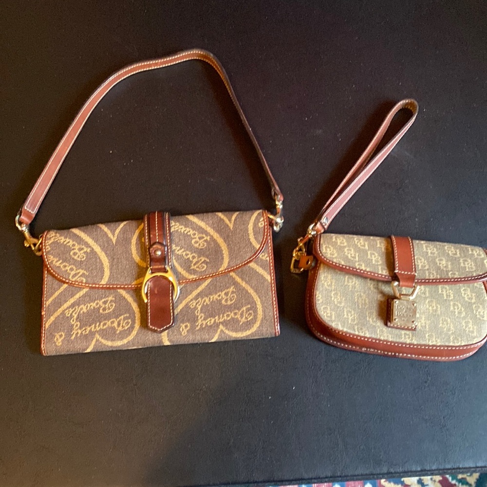 Clutch and wristlet - Picture 1 of 4